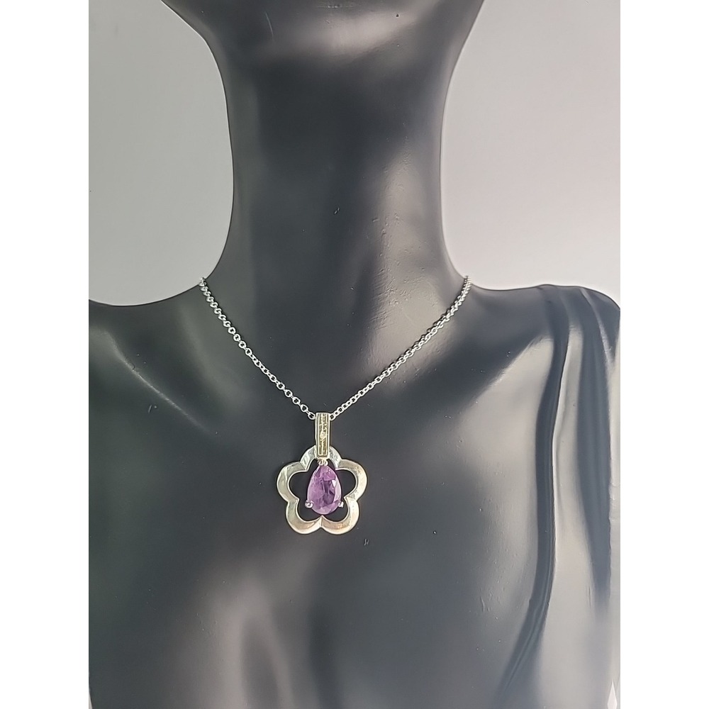 Vintage Silver Tone Quatrefoil Flower Pendant Necklace Purple Teardrop Stone - Picture 2 of 11
